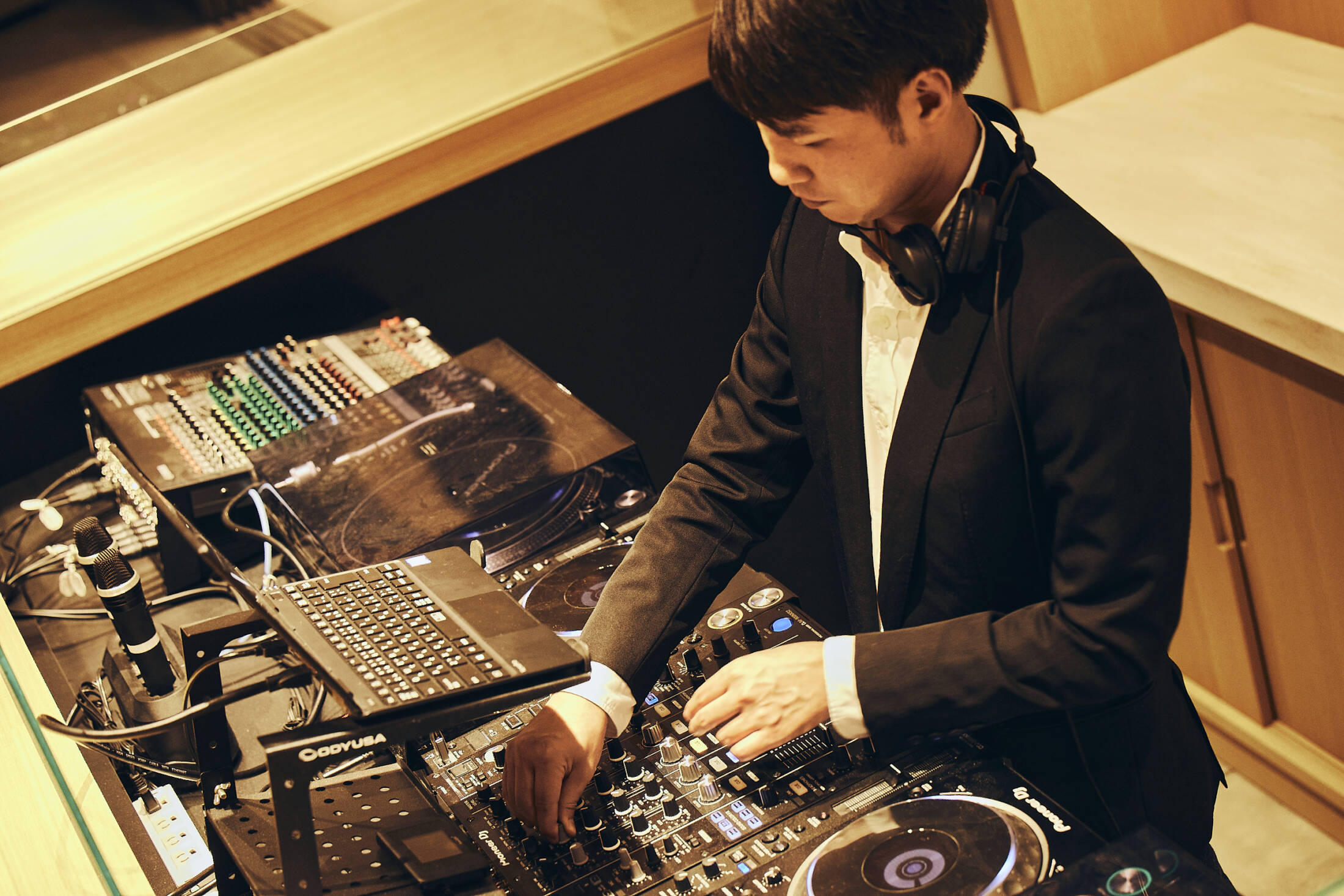 2025.1.18 (Sat) NEW YEAR LIVE DJ